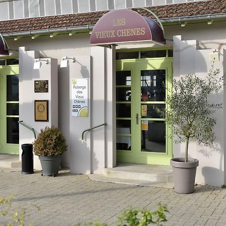Logis Auberge Des Vieux Chenes Malemort Exterior photo
